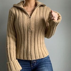Tan vintage sweater w / zipper- slightly cropped- size large